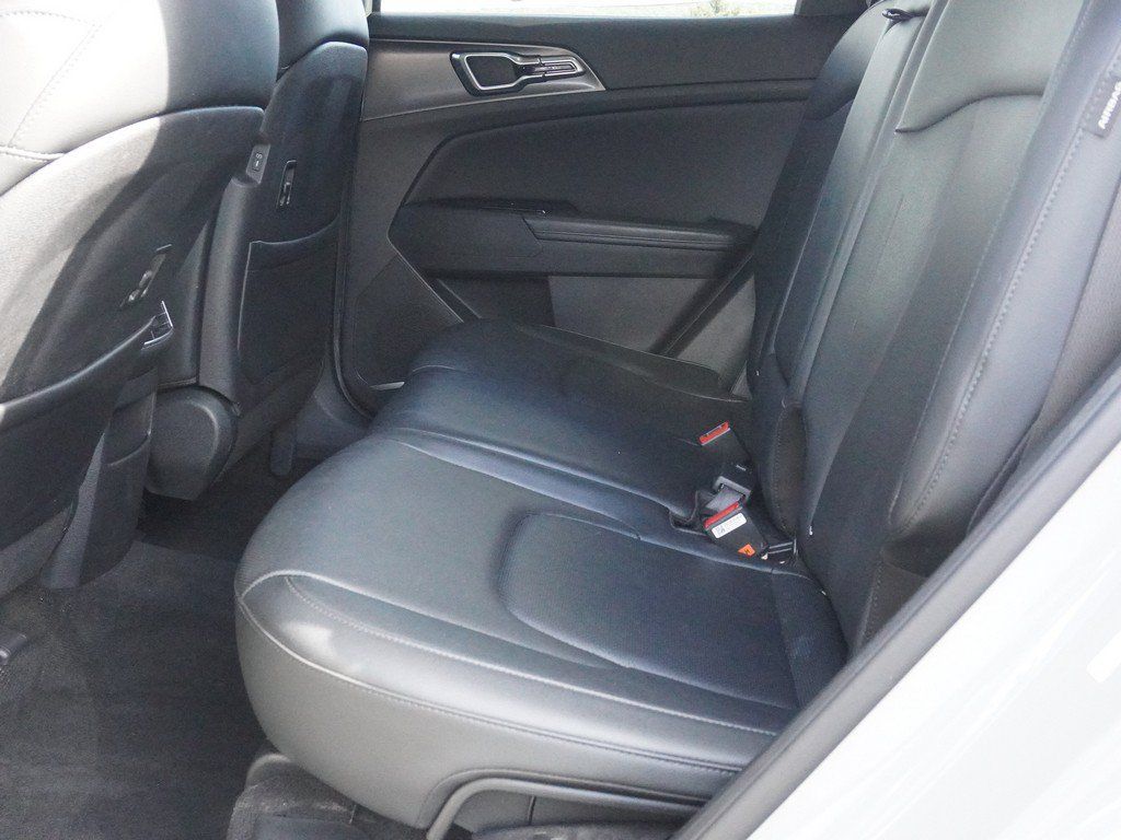 Used 2024 Kia Sportage SX FWD image 30
