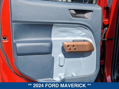 New 2024 Ford Maverick Lariat image 26