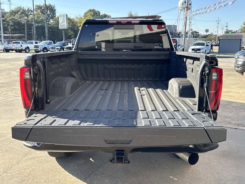 Used 2024 GMC Sierra 2500 Denali w/ Denali Reserve Package image 11