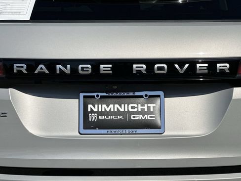 Used 2023 Land Rover Range Rover Evoque SE AWD/4WD image 32