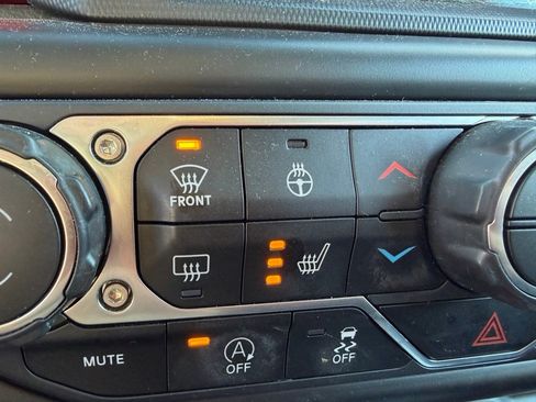 Used 2020 Jeep Wrangler Unlimited Rubicon image 28