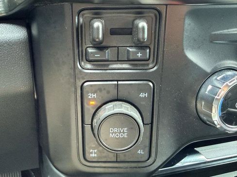 Used 2024 Ford F250 Lariat w/ Sport Appearance Package AWD/4WD image 48