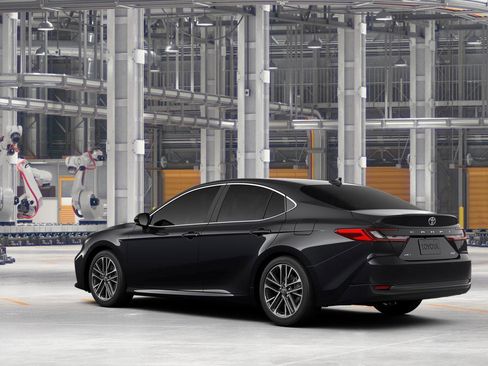 New 2026 Toyota Camry XLE FWD image 8