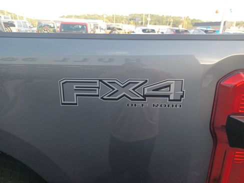 New 2026 Ford F250 XLT w/ XLT Premium Package image 8