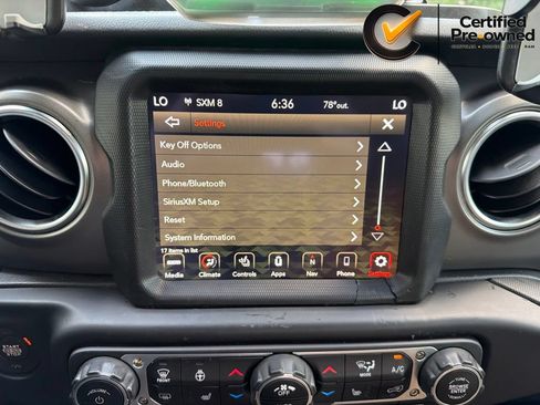 Certified 2023 Jeep Gladiator Rubicon w/ Cold Weather Group AWD/4WD image 97