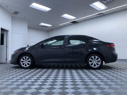 Certified 2025 Toyota Corolla LE image 11