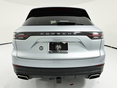 Used 2022 Porsche Cayenne Platinum Edition image 6