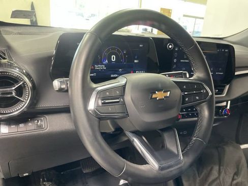 Certified 2025 Chevrolet Equinox LT w/ Convenience Package II AWD/4WD image 16