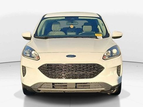 Used 2020 Ford Escape SE image 10