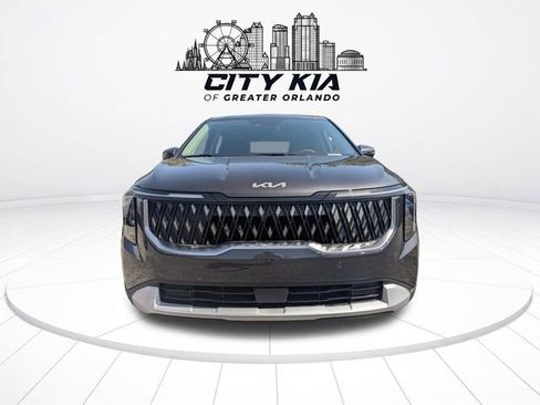 New 2026 Kia Carnival FWD image 8