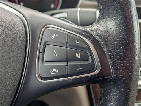 Used 2018 Mercedes-Benz GLC 300 image 12