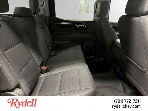 Used 2023 GMC Sierra 1500 SLE AWD/4WD image 17