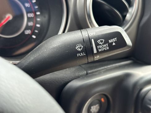 Used 2021 Jeep Wrangler Unlimited Rubicon image 18