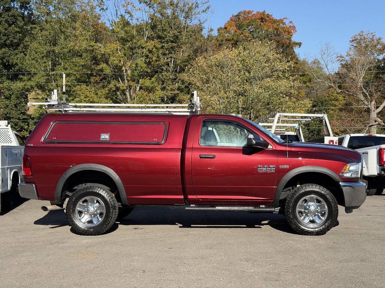 Used 2018 RAM 3500 Tradesman w/ Chrome Appearance Group AWD/4WD image 3