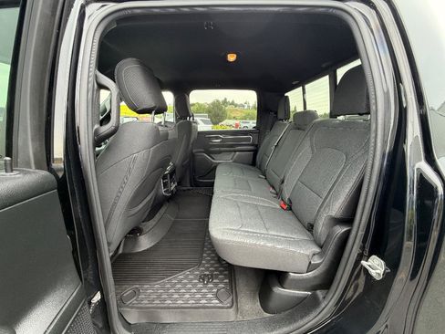 Used 2020 RAM 1500 Big Horn AWD/4WD image 3