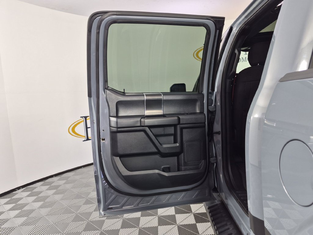 Used 2019 Ford F150 XLT w/ Equipment Group 302A Luxury AWD/4WD image 31