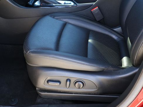 Used 2023 Buick Encore GX Essence w/ Experience Buick Package image 14