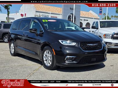 Certified 2023 Chrysler Pacifica Touring-L