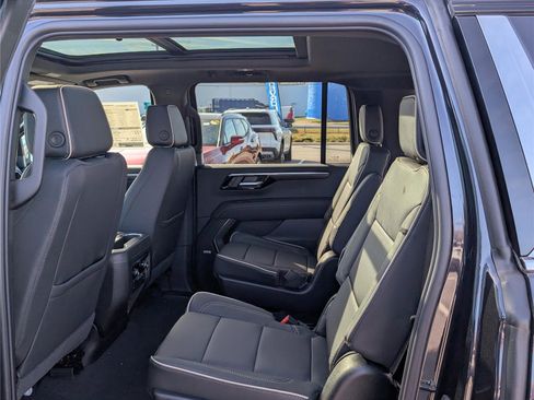 New 2026 Chevrolet Suburban Premier w/ Sun And Tow Package image 12