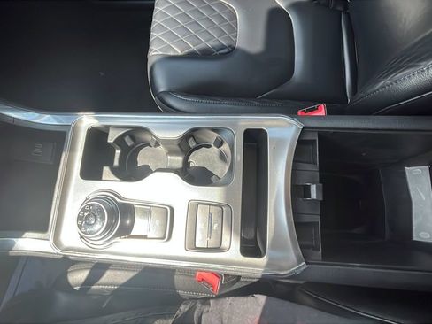 Used 2024 Ford Edge Titanium AWD/4WD image 13