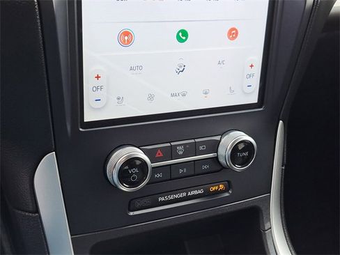 Certified 2024 Ford Edge SEL w/ Convenience Package image 19