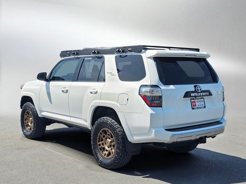 Used 2024 Toyota 4Runner TRD Off-Road Premium w/ Off Road Premium Plus Package AWD/4WD image 3