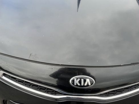 Used 2016 Kia Forte Koup EX w/ EX Premium Package image 2