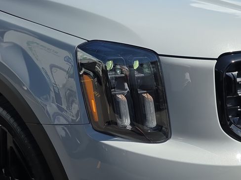 Certified 2024 Kia Telluride SX Prestige X-Line AWD/4WD image 10