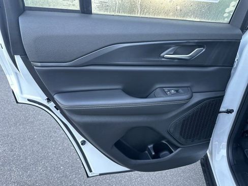 New 2025 Jeep Grand Cherokee Laredo X image 20