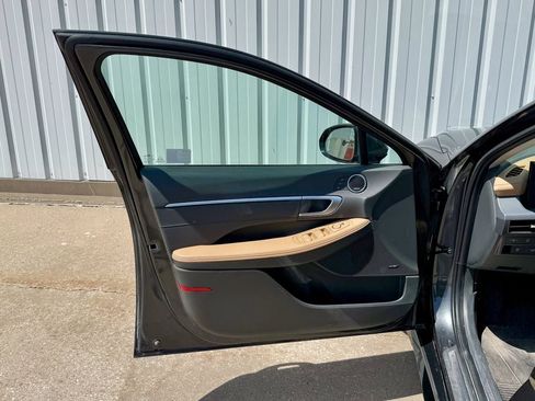 Used 2024 Hyundai Sonata Limited FWD image 14