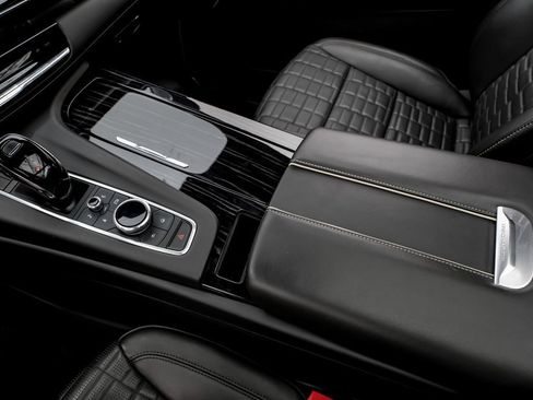 Used 2023 Cadillac Escalade ESV V image 21