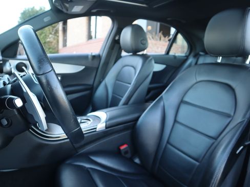 Used 2019 Mercedes-Benz C 300 Sedan image 26