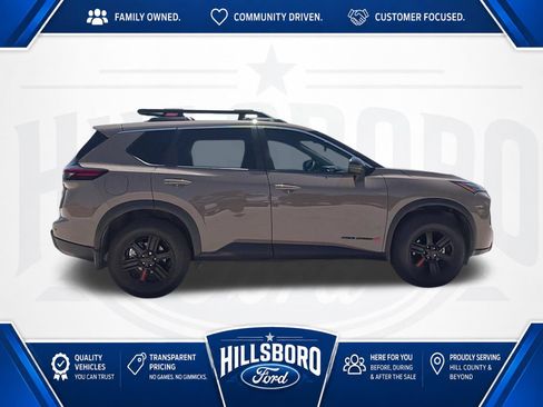 Used 2026 Nissan Rogue SV w/ Rock Creek Premium Package AWD/4WD image 5