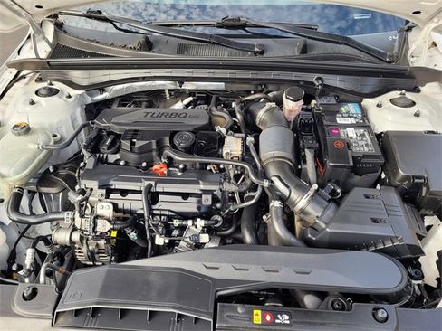 Used 2021 Kia K5 LXS image 28