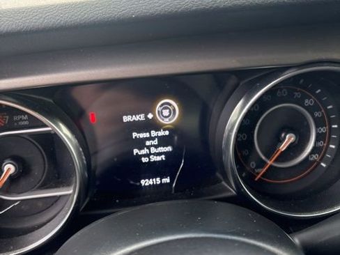 Used 2019 Jeep Wrangler Unlimited Sport S image 17