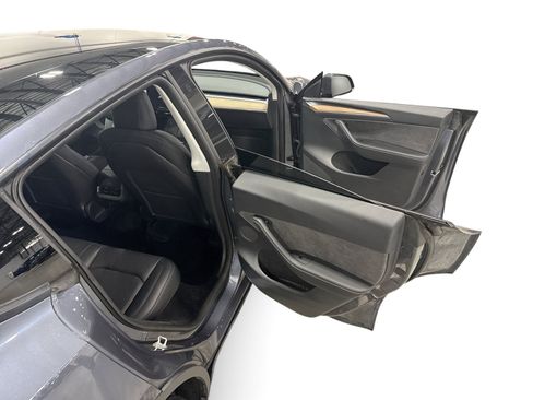 Used 2023 Tesla Model Y Long Range AWD/4WD image 12