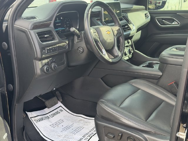Used 2022 Chevrolet Tahoe LT w/ Luxury Package AWD/4WD image 12