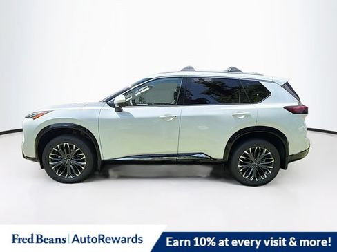 New 2026 Nissan Rogue Platinum AWD/4WD image 3