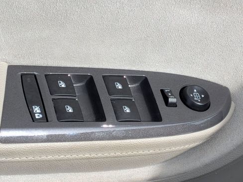 Used 2014 Chevrolet Volt Premium w/ Premium Trim Package FWD image 14