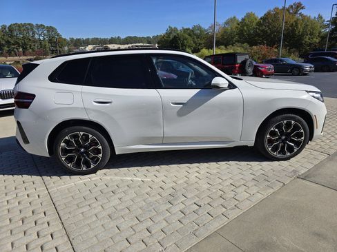 New 2026 BMW X3 xDrive30 w/ Premium Package image 9