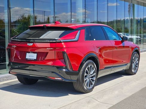 New 2026 Cadillac Lyriq Sport AWD/4WD image 5