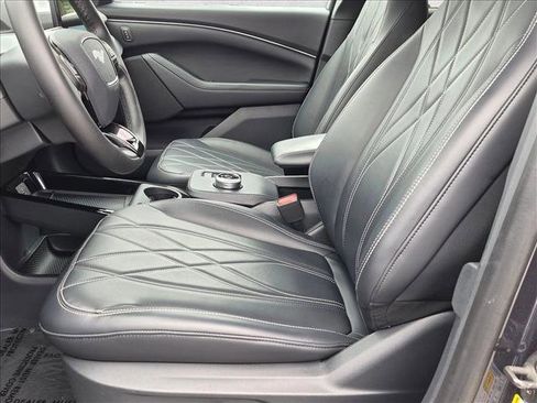 Used 2022 Ford Mustang Mach-E Select w/ Comfort/Technology Package RWD image 15