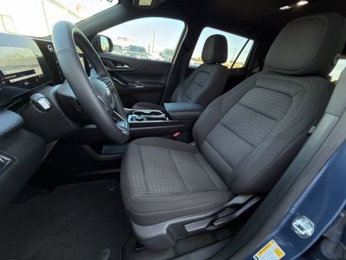 Certified 2026 Chevrolet Equinox LT FWD image 23