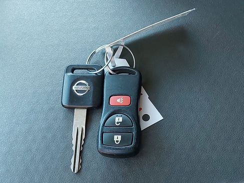 Used 2019 Nissan Frontier SL image 13