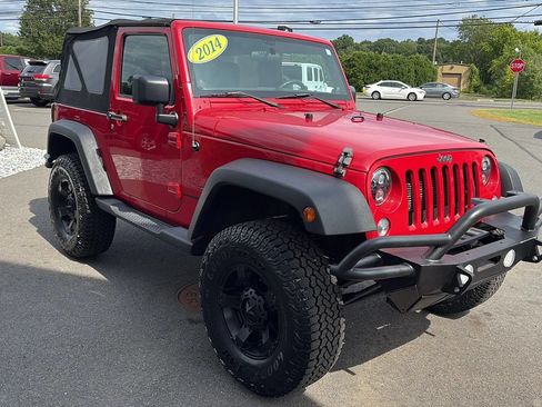 Used 2014 Jeep Wrangler Sport w/ Connectivity Group AWD/4WD image 13