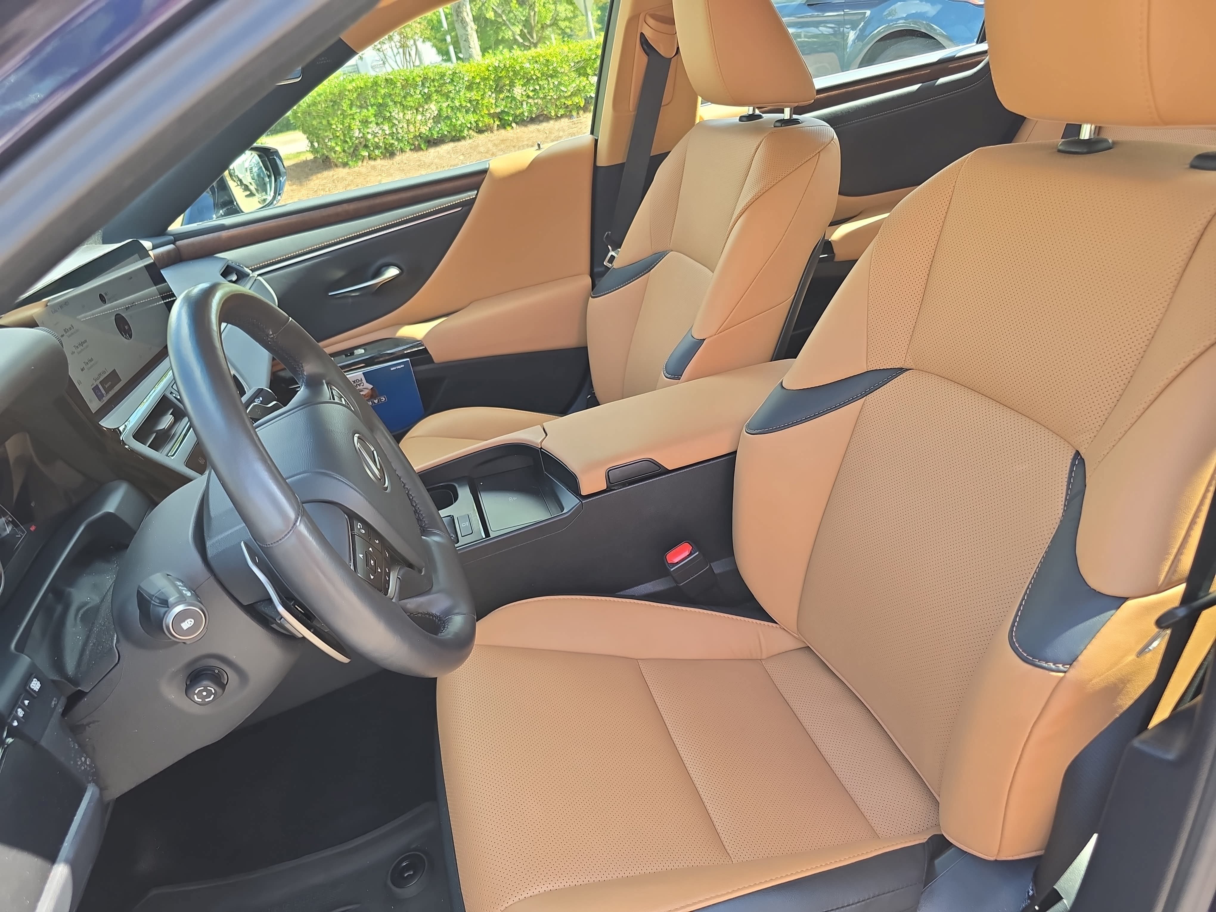 Used 2025 Lexus ES 350 w/ Premium Package FWD image 15