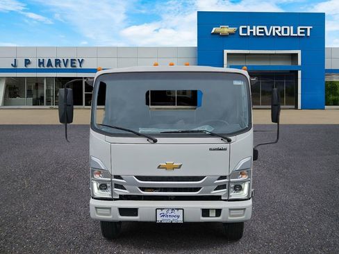 New 2025 Chevrolet Low Cab Forward image 2
