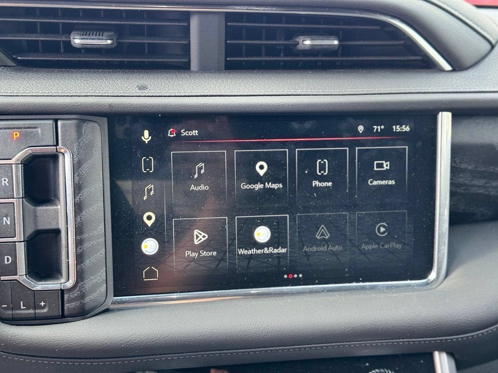 Used 2023 GMC Yukon Denali w/ Advanced Technology Package AWD/4WD image 19