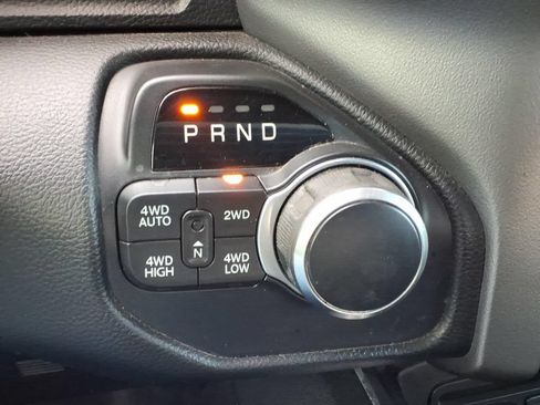 Used 2019 RAM 1500 Big Horn AWD/4WD image 26