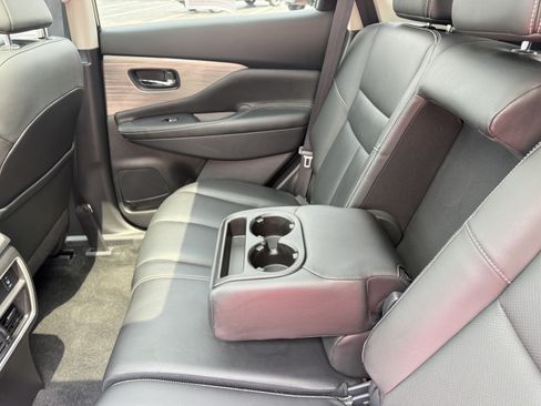Used 2018 Nissan Murano Platinum w/ Cargo Package AWD/4WD image 19